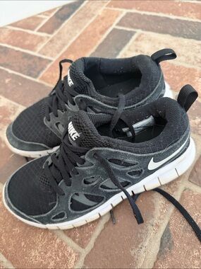 Nike Kids Black and Gray Athletic Sneakers